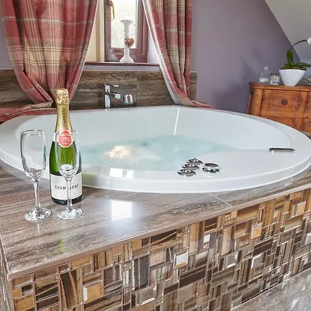 Farm View Hall Bed & Breakfast Harrogate