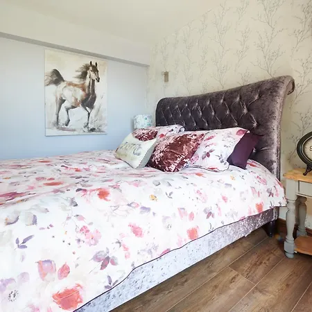 Farm View Hall Bed & Breakfast
