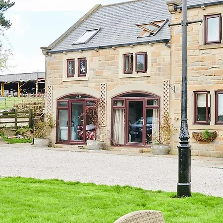Bed and Breakfast Farm View Hall 3*